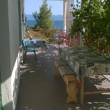 Robinson Ilijana *